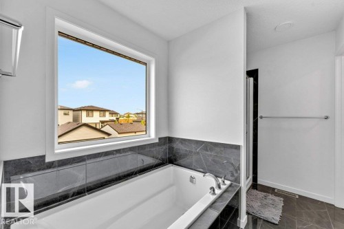 1910 159 Street, Edmonton, AB 