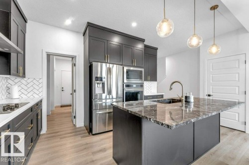 1910 159 Street, Edmonton, AB 