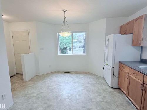 1920 37 Avenue, Edmonton, AB 