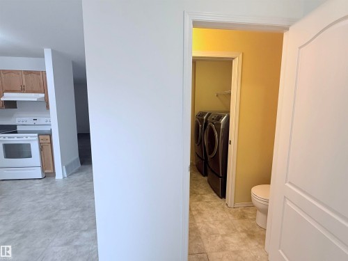 1920 37 Avenue, Edmonton, AB 