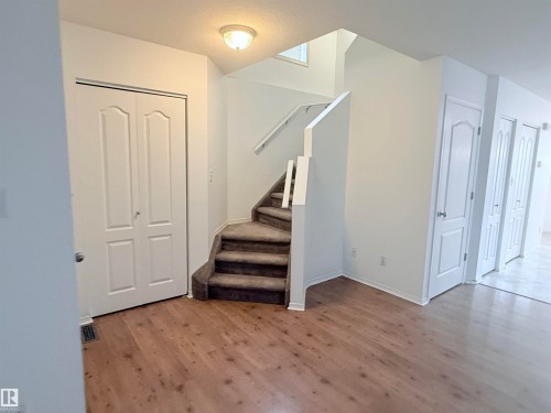 1920 37 Avenue, Edmonton, AB 