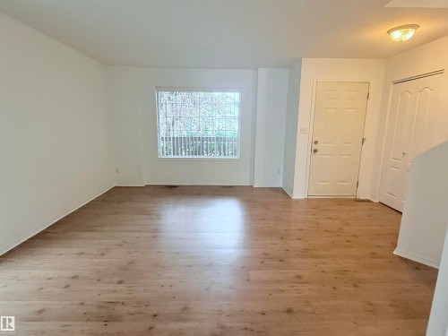 1920 37 Avenue, Edmonton, AB 