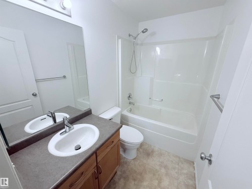 1920 37 Avenue, Edmonton, AB 