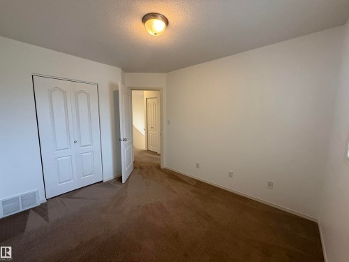 1920 37 Avenue, Edmonton, AB 