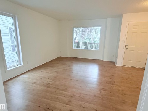 1920 37 Avenue, Edmonton, AB 
