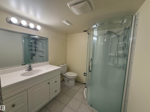 1920 37 Avenue, Edmonton, AB 