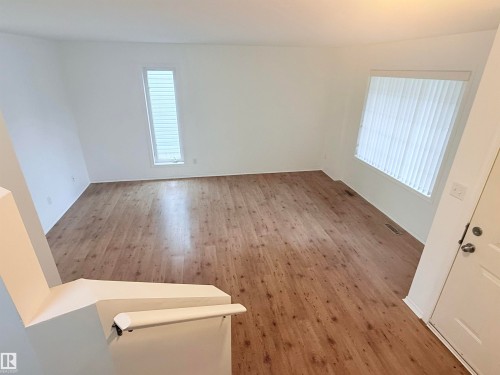 1920 37 Avenue, Edmonton, AB 