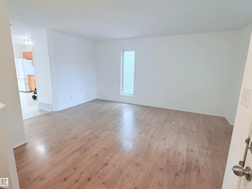 1920 37 Avenue, Edmonton, AB 