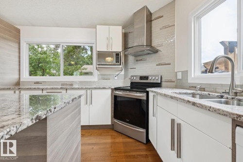 8803 25A Avenue, Edmonton, AB 