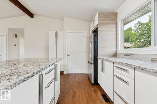 8803 25A Avenue, Edmonton, AB 
