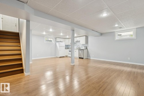 8803 25A Avenue, Edmonton, AB 