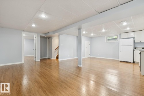 8803 25A Avenue, Edmonton, AB 