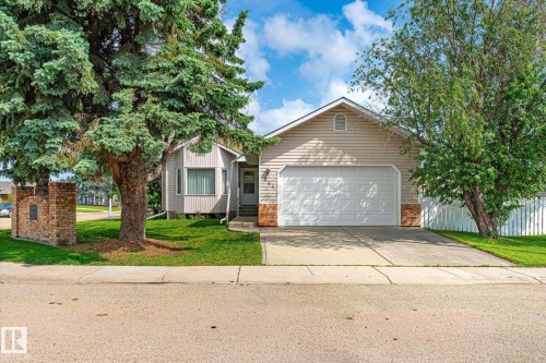 244 Northmount Drive, Wetaskiwin, AB 