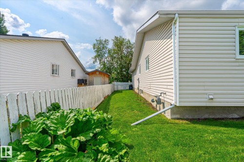 244 Northmount Drive, Wetaskiwin, AB 