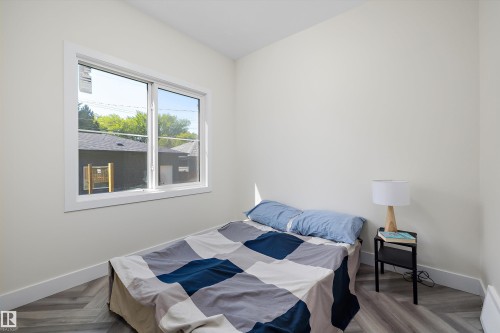 Main floor bedroom - 8319 81 Avenue Nw, Edmonton, AB 