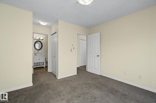 Image quality insufficient for description - 4259 29 Avenue, Edmonton, AB 