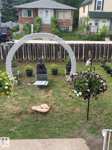 9221 110 Avenue, Edmonton, AB 