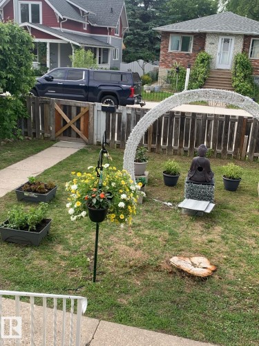 9221 110 Avenue, Edmonton, AB 
