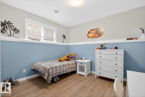 102 Kirpatrick Court, Leduc, AB - Indoor Photo Showing Bedroom