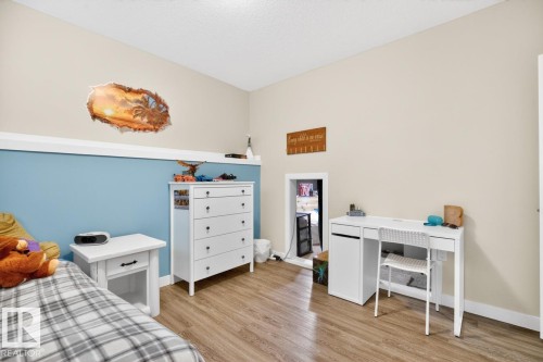 102 Kirpatrick Court, Leduc, AB - Indoor Photo Showing Bedroom