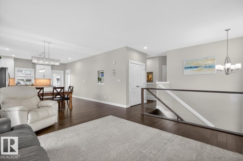 102 Kirpatrick Court, Leduc, AB - Indoor Photo Showing Living Room