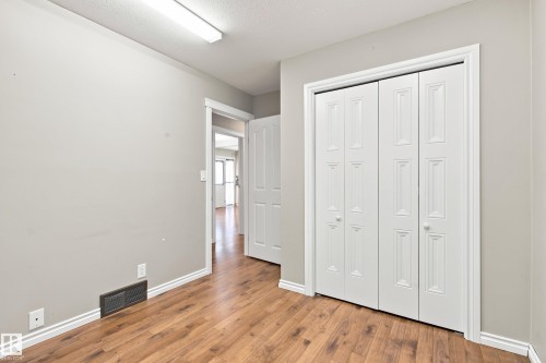 5507 47 Street, Stony Plain, AB - Indoor Photo Showing Other Room