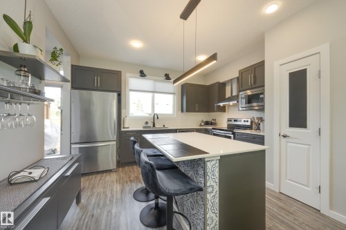 1192 Rosenthal Boulevard, Edmonton, AB 