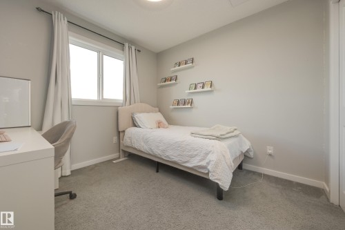 1192 Rosenthal Boulevard, Edmonton, AB 