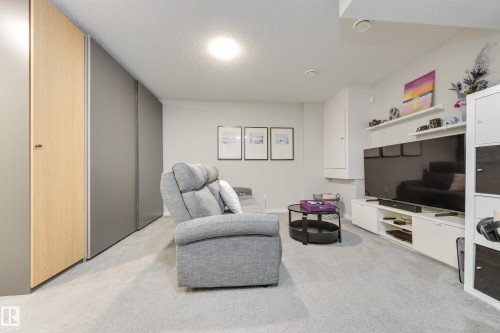 1192 Rosenthal Boulevard, Edmonton, AB 