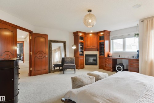 727 Hetu Lane, Edmonton, AB 