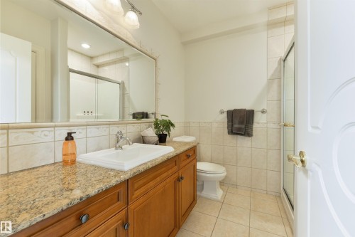 727 Hetu Lane, Edmonton, AB 