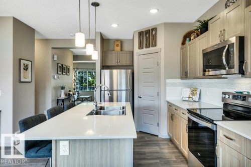 536 Ebbers Way, Edmonton, AB 