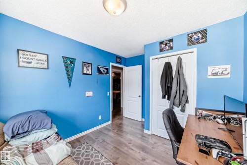 7847 7 Avenue, Edmonton, AB - Indoor