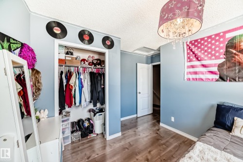 7847 7 Avenue, Edmonton, AB - Indoor