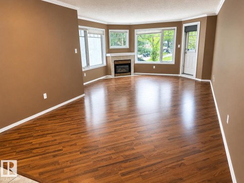 203 8909 100 Street, Edmonton, AB 