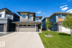 48 AMESBURY Wynd  Sherwood Park, AB T8B 0B5