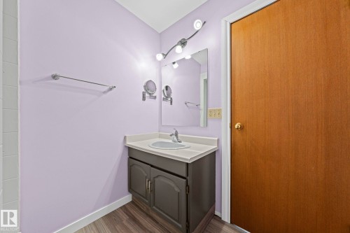 32 Danforth Crescent, St. Albert, AB 