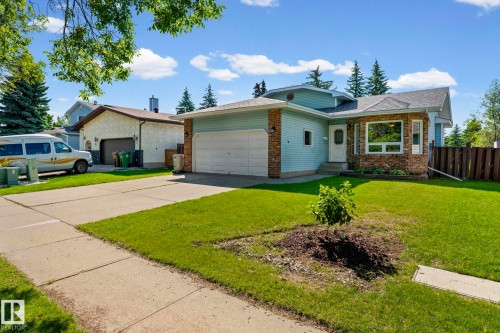 32 Danforth Crescent, St. Albert, AB 