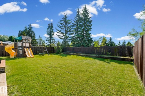 32 Danforth Crescent, St. Albert, AB 