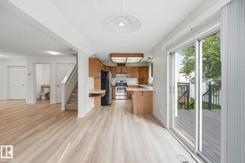 8 10 Devon Close, St. Albert, AB 