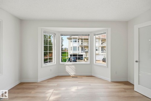 8 10 Devon Close, St. Albert, AB 