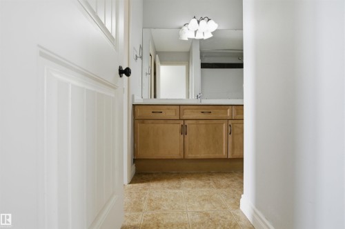 2017 118 Street, Edmonton, AB - Indoor Photo Showing Other Room