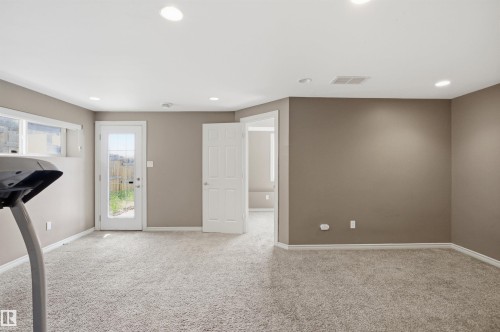 2017 118 Street, Edmonton, AB - Indoor Photo Showing Other Room