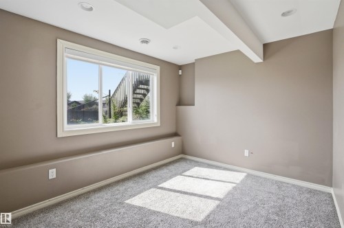 2017 118 Street, Edmonton, AB - Indoor Photo Showing Other Room