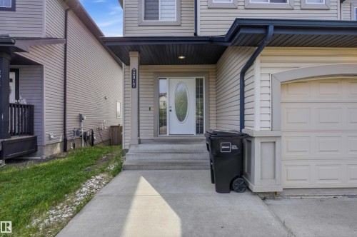 2017 118 Street, Edmonton, AB - Outdoor