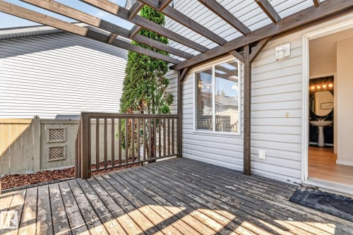 718 88A Street, Edmonton, AB 