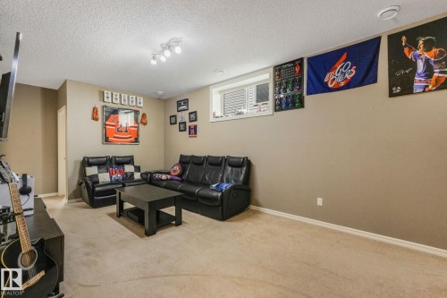 21219 96 Avenue, Edmonton, AB 