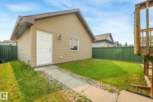 21219 96 Avenue, Edmonton, AB 