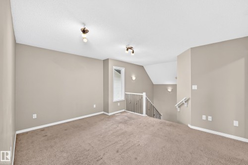 1941 Chapman Road, Edmonton, AB 