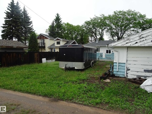 Image quality insufficient for description - 5036 52 Street, Andrew, AB 